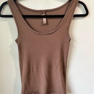SKIMS soft lounge tank- oxide